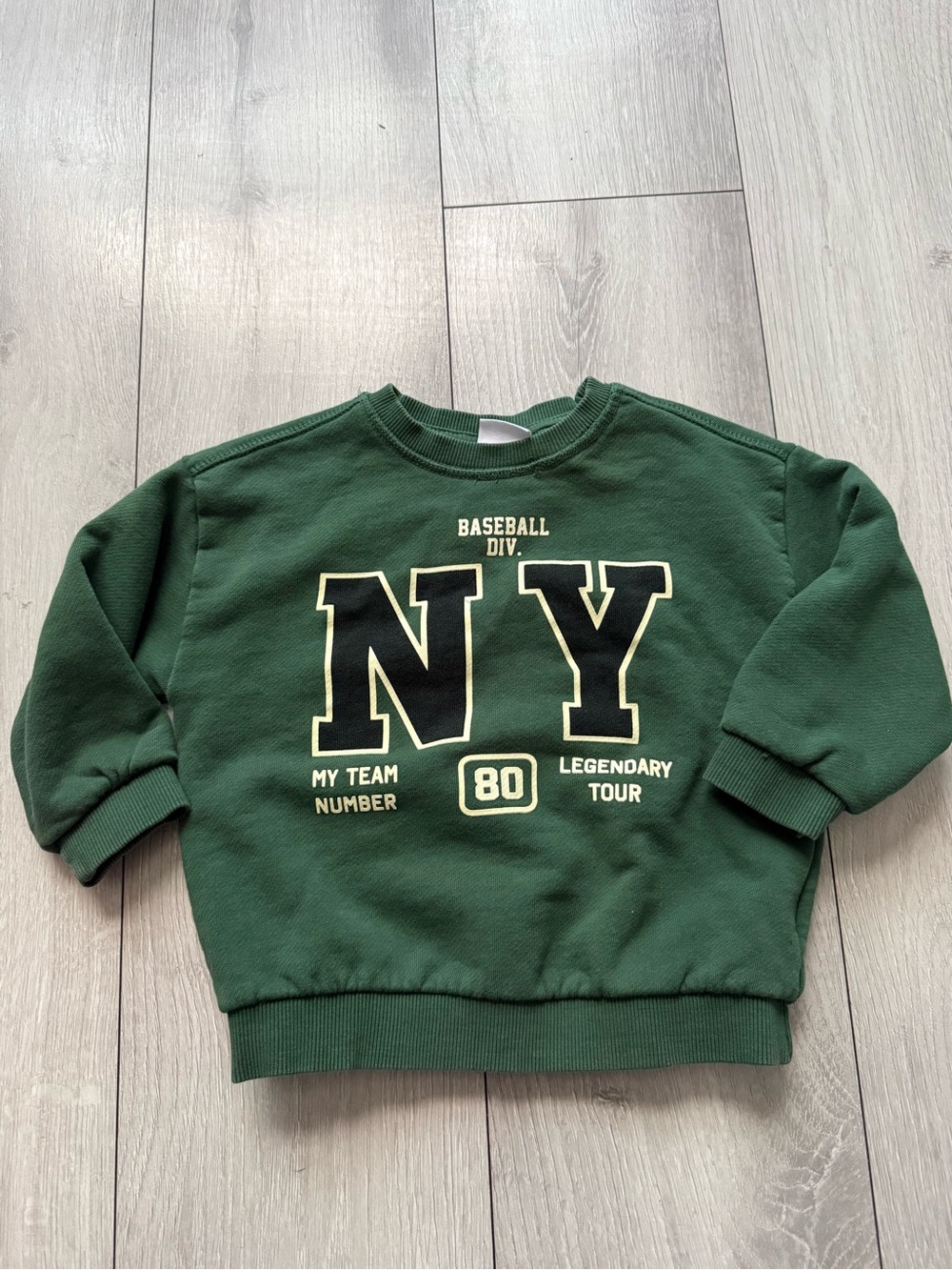 Zara Green NY Graphic Sweatshirt